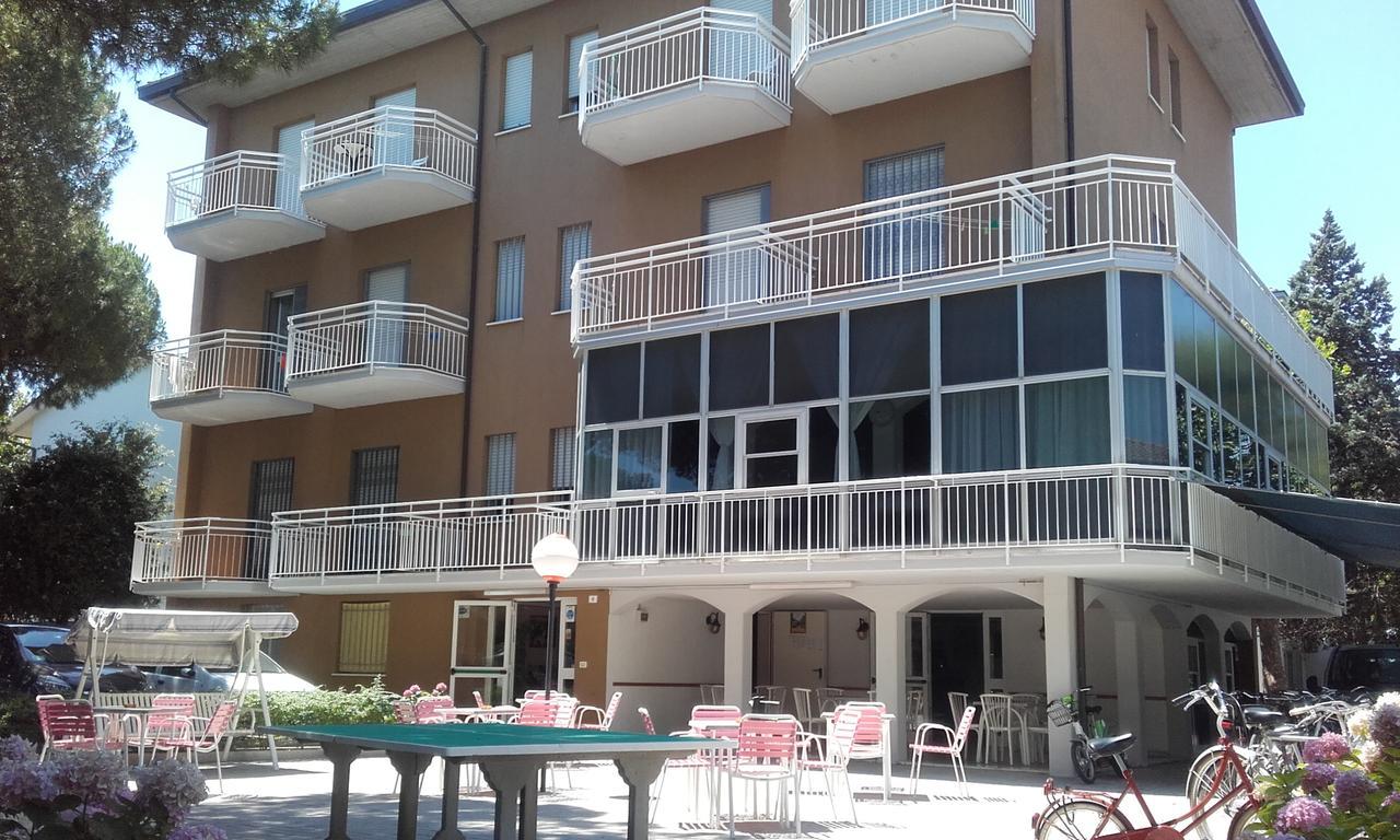 Hotel Toschi Lido di Classe Eksteriør billede