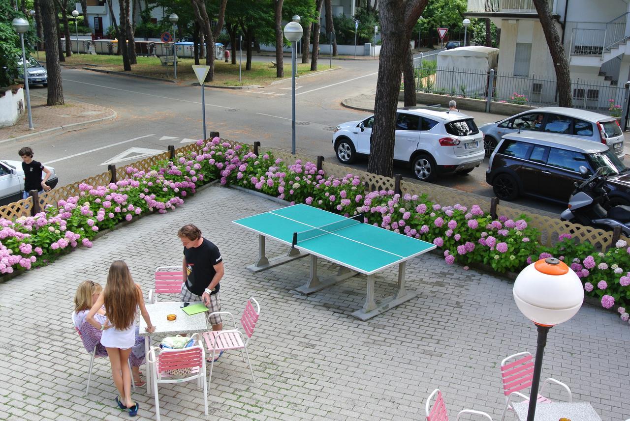 Hotel Toschi Lido di Classe Eksteriør billede