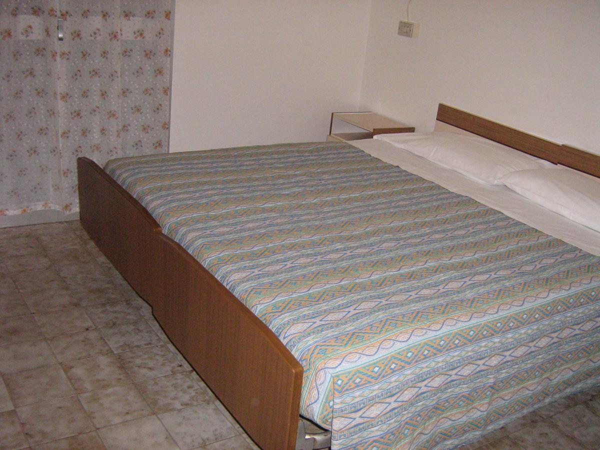 Hotel Toschi Lido di Classe Eksteriør billede