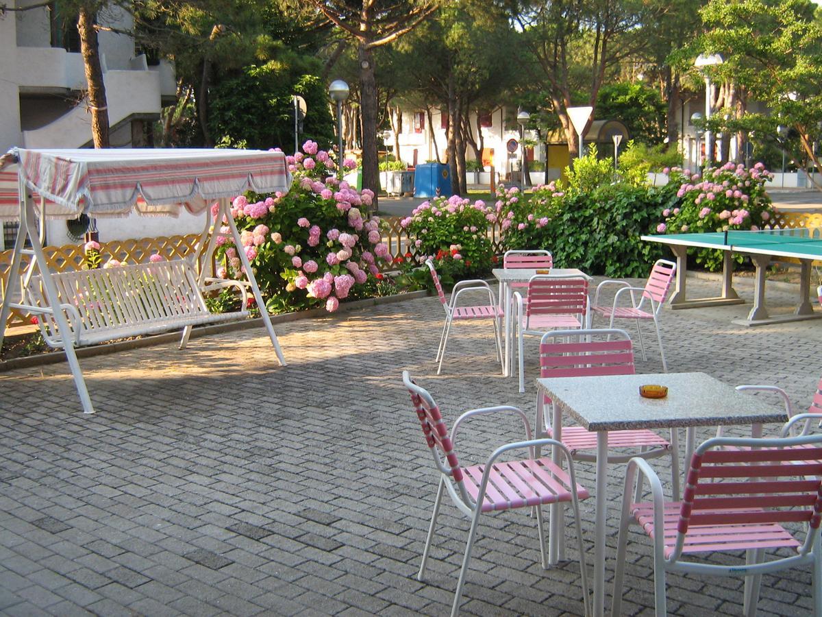 Hotel Toschi Lido di Classe Eksteriør billede